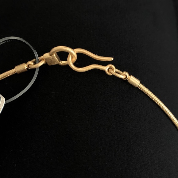 Madewell | Gold Bar Necklace - Picture 5 of 6